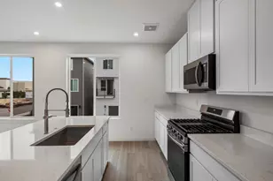 10764 Lewanee Pt, Colorado Springs, CO 80908 - Photo 8