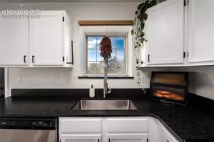 6837 Goldcrest Ct, Colorado Springs, CO 80919 - Photo 10