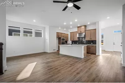 8916 Wolf Valley Drive, Colorado Springs, CO 80924 - Photo 4