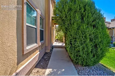 4586 Scarlet Drive, Colorado Springs, CO 80920 - Photo 4