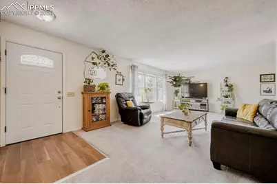 3410 E Oak Creek Drive, Colorado Springs, CO 80906 - Photo 4