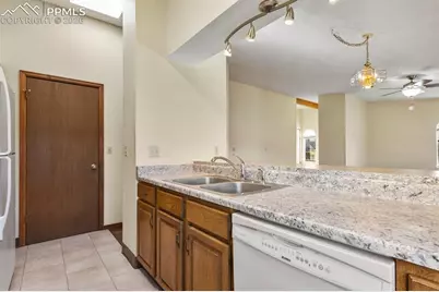 1130 Fontmore Road #C, Colorado Springs, CO 80904 - Photo 14