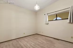 1130 Fontmore Rd, Colorado Springs, CO 80904 - Photo 18