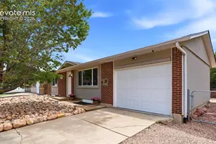 4526 Del Verde Dr, Colorado Springs, CO 80918 - Photo 2