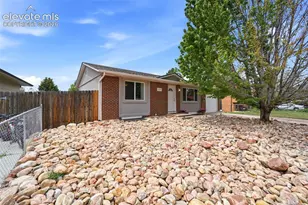 4526 Del Verde Dr, Colorado Springs, CO 80918 - Photo 4