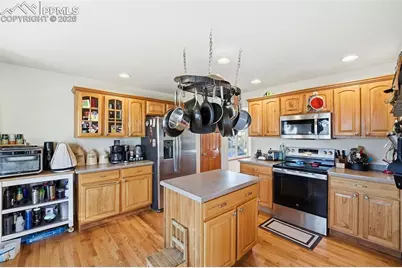 7239 Withers Place, Colorado Springs, CO 80922 - Photo 6