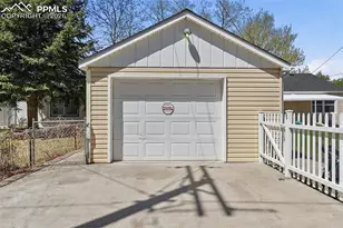 2307 N El Paso St, Colorado Springs, CO 80907 - Photo 10