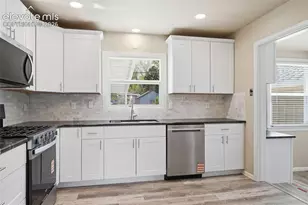 2307 N El Paso St, Colorado Springs, CO 80907 - Photo 8