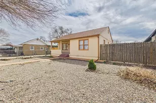 1632 E 2nd St, Pueblo, CO 81001 - Photo 2