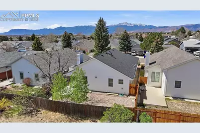 8237 Telegraph Drive, Colorado Springs, CO 80920 - Photo 6