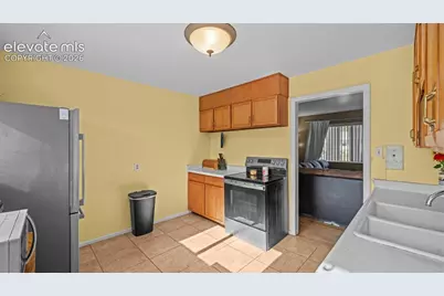 1819 Yakima Lane, Pueblo, CO 81001 - Photo 10