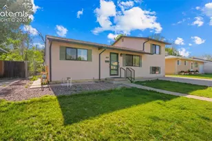 1819 Yakima Ln, Pueblo, CO 81001 - Photo 4