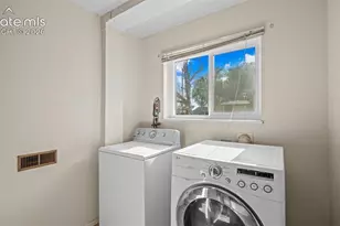 1819 Yakima Ln, Pueblo, CO 81001 - Photo 18