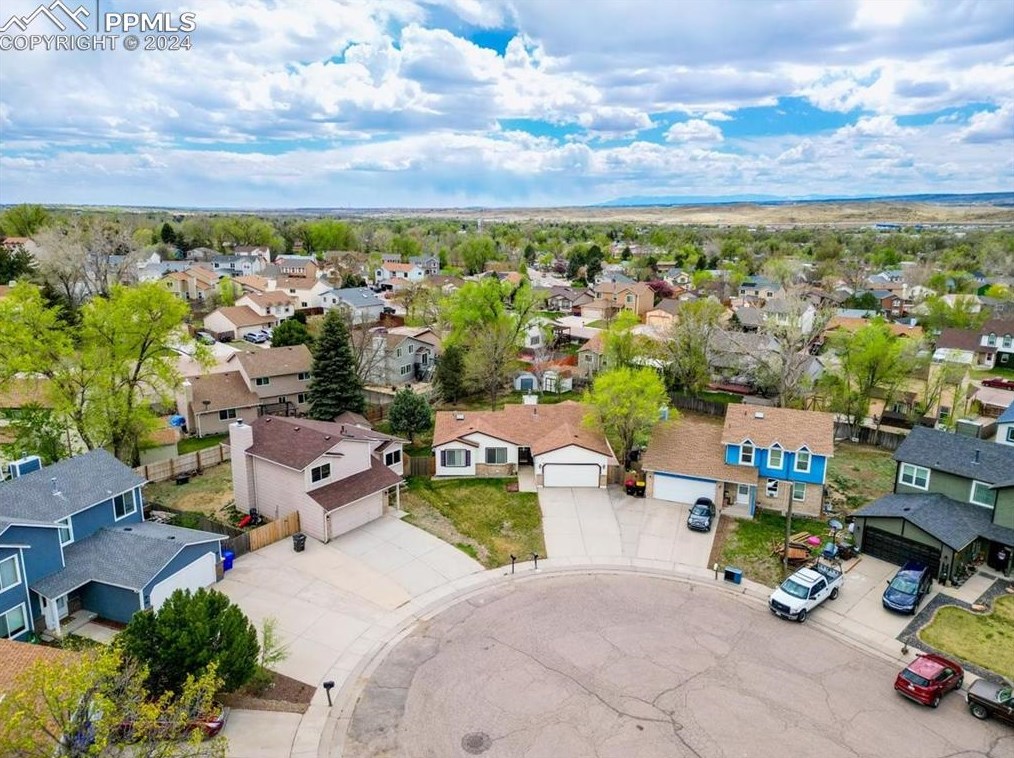 330 Hinks Ct, Colorado Springs, CO 80911-3517