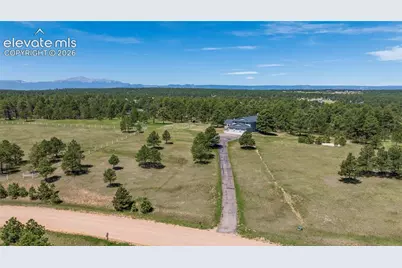 14810 E Coachman Drive, Colorado Springs, CO 80908 - Photo 2