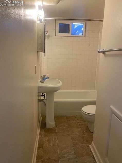 909 Costilla St, Colorado Springs CO 80903-3771 exterior