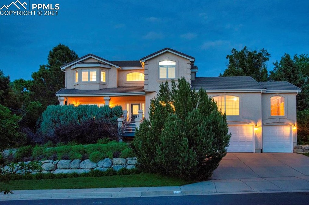 3257 Muirfield Dr, Colorado Springs, CO 80907-7801