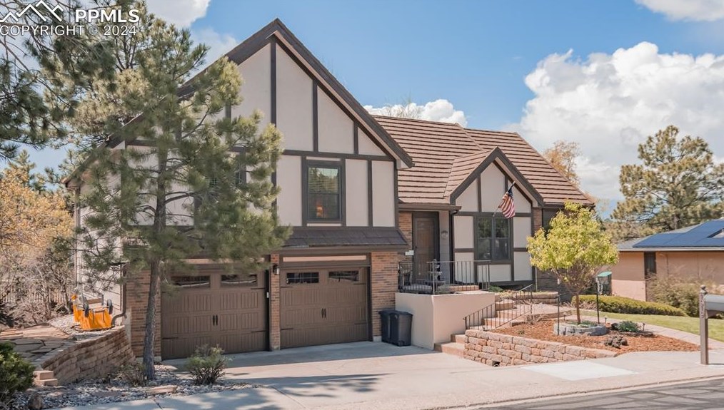 1919 Forest Ridge Dr, Colorado Springs, CO 80918-3486
