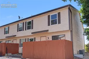 4511 Lamplighter Cir, Colorado Springs, CO 80916 - Photo 2
