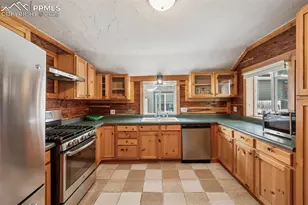 738 E Cache La Poudre St, Colorado Springs, CO 80903 - Photo 16