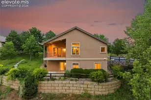 2425 Mesa Crest Grove, Colorado Springs, CO 80904 - Photo 32
