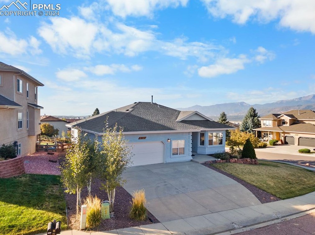 1817 Queens Canyon Ct, Colorado Springs, CO 80921-3687
