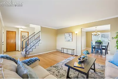 5368 W Cliff Point Circle, Colorado Springs, CO 80919 - Photo 6