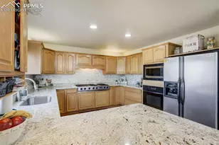 7850 Wilderness Dr, Colorado Springs, CO 80908 - Photo 8