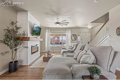 6430 Vickie Lane, Colorado Springs, CO 80923 - Photo 8