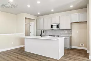 5385 Sidewinder Dr, Colorado Springs, CO 80925 - Photo 4
