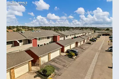 472 W Rockrimmon Boulevard #C, Colorado Springs, CO 80919 - Photo 2