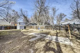 2428 E Monument St, Colorado Springs, CO 80909 - Photo 24