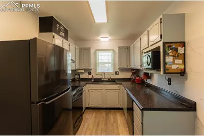 2205 N Chestnut Street, Colorado Springs, CO 80907 - Photo 10