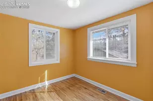 2002 Oak Way, Colorado Springs, CO 80906 - Photo 18