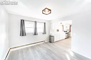 728 Bonfoy Ave, Colorado Springs, CO 80909 - Photo 10