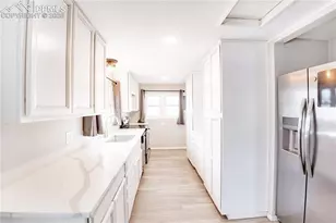 728 Bonfoy Ave, Colorado Springs, CO 80909 - Photo 16