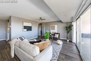 411 Lakewood Circle, Colorado Springs, CO 80910 - Photo 10