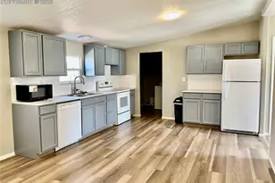 2501 9th St, Pueblo, CO 81001 - Photo 4
