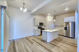 5706 Villa Lorenzo Dr, Colorado Springs, CO 80919 - Photo 4