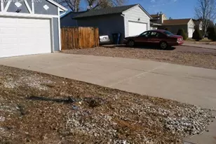 2315 Newcastle Dr, Pueblo, CO 81008 - Photo 4