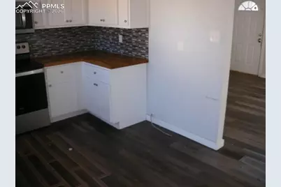 2315 Newcastle Drive, Pueblo, CO 81008 - Photo 8