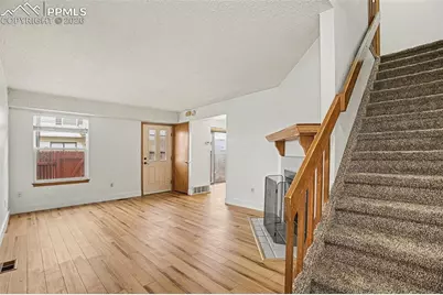 4518 Lamplighter Circle, Colorado Springs, CO 80916 - Photo 6