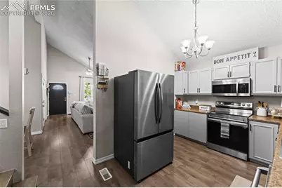 3435 Foxridge Drive, Colorado Springs, CO 80916 - Photo 8