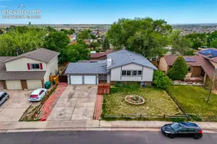 7425 Painted Rock Dr, Colorado Springs, CO 80911 - Photo 2