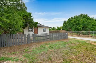1205 Catalpa St, Pueblo, CO 81001 - Photo 4
