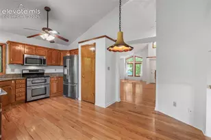 5142 Broadmoor Bluffs Dr, Colorado Springs, CO 80906 - Photo 14