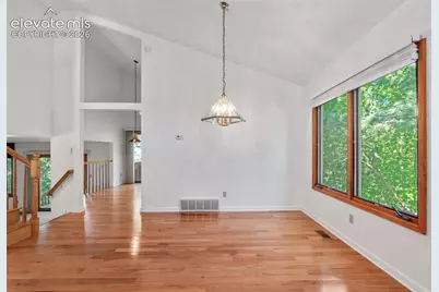 5142 Broadmoor Bluffs Drive, Colorado Springs, CO 80906 - Photo 6