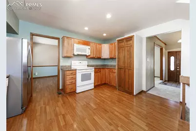 1118 War Eagle Court, Colorado Springs, CO 80919 - Photo 10