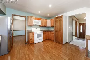 1118 War Eagle Ct, Colorado Springs, CO 80919 - Photo 10