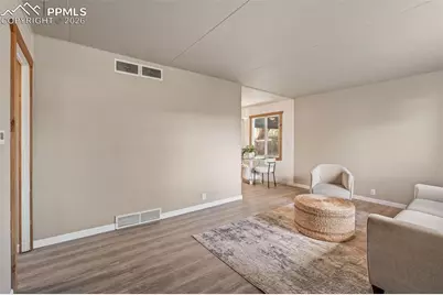 409 Burlington Avenue, Colorado Springs, CO 80905 - Photo 8